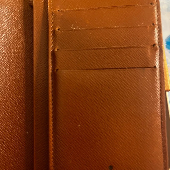 🍀 Louis Vuitton vintage monogram kiss lock wallet, GUC. - Picture 10 of 15